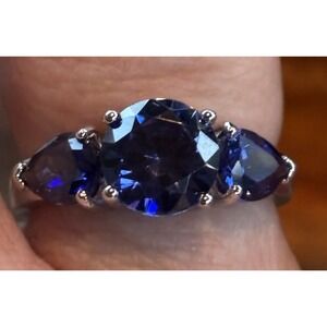 Sterling  Blue 3 stones Lady's Ring sze 6.75  I-5278